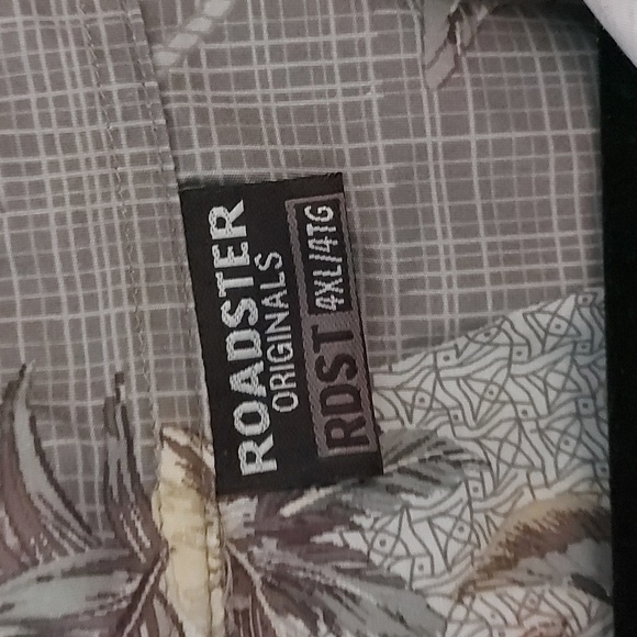 Mens 4xl Hawaiian button down shirt - Picture 2 of 4